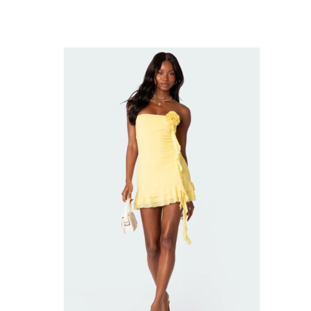 Yellow Strapless Dress with Floral Detail